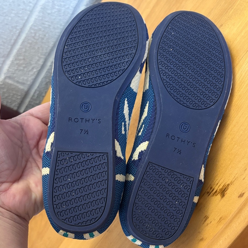 Rothy's The Flat Moroccan Blue Limited Edition Retired  Women's 7.5 (fits 6.5-7) - Picture 5 of 12